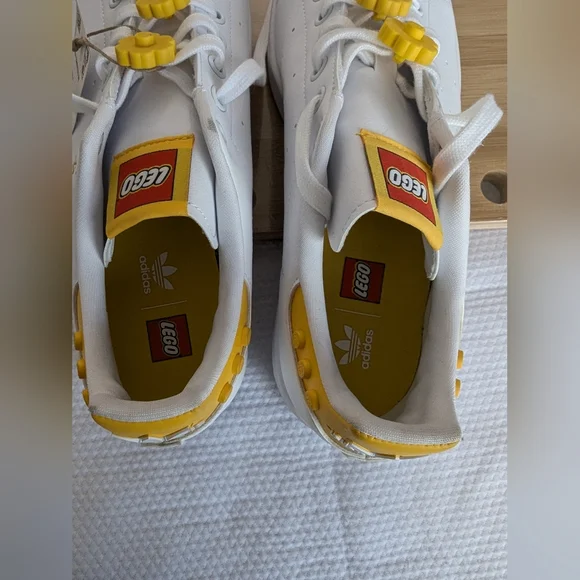 Adidas x LEGO Stan Smith Women's Athletic Casual Shoe White Trainer Size 11. - Picture 5 of 7